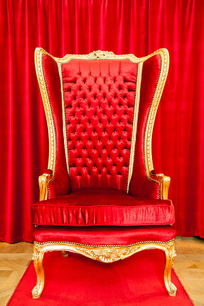 red-royal-throne-picture-id528724429?k=6&m=528724429&s=612x612&w=0&h=Hj16y31kt8HsFbbZi8Obmt-JNJNeytPIbqwjFEDv8NI=