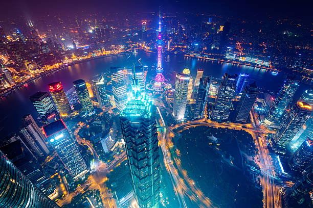 Résultat de recherche d'images pour "shanghai la nuit"