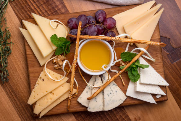 istock Cheese plate italian food 1000078824
