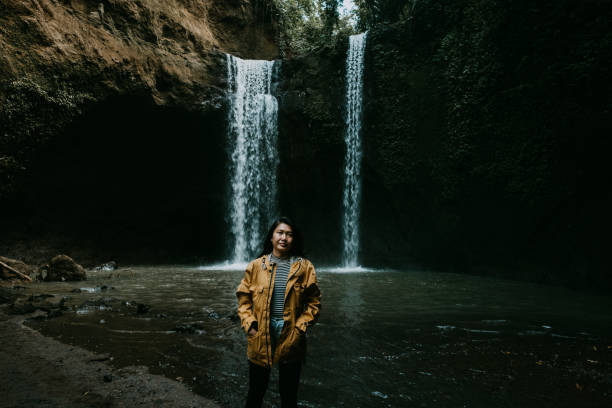 istock a woman traveler 1000128556