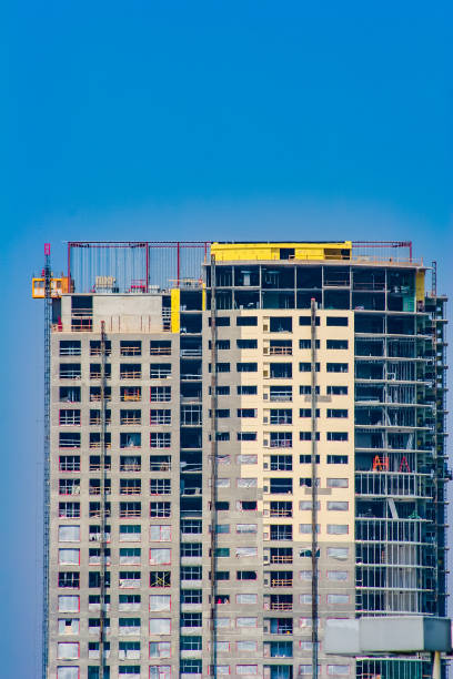 istock New Steel and concrete Construction 1000266326