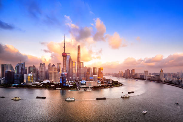 istock Shanghai skyline at dusk 1000484126