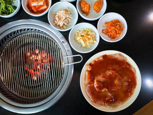 istock Korean pickled vegetables at Korean barbecue restaurant 1000508224