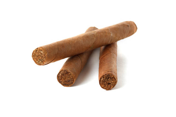 istock Cuban big cigars isolated on white background 1000640460