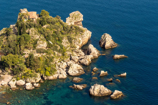 istock Sicily: Aerial view of Isola Bella's island 1000755156