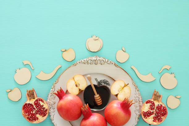 istock Rosh hashanah (jewish New Year holiday) concept. Traditional symbols. 1000842778