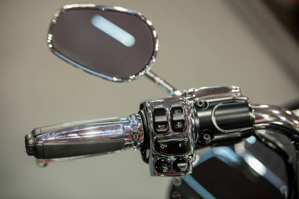istock Modern motorcycle mirror and handlebar commands for cruise control, horn and lights 1000845718