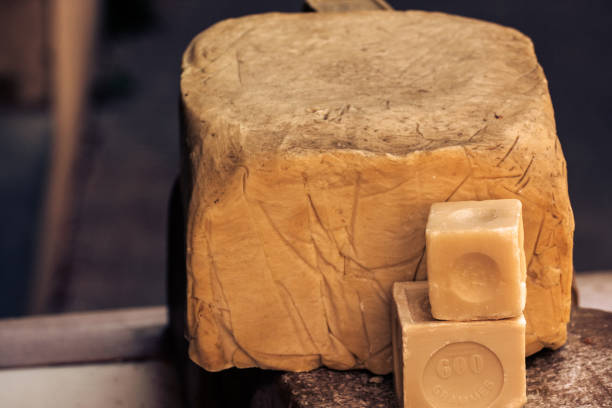 istock Artisanal Marseille soap in bulk and in cubic bars 1000963274