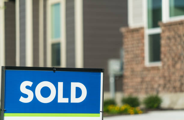 istock Real Estate. I’m Sold. 1001016124
