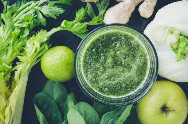 istock Healthy green detox smoothie 1001165266