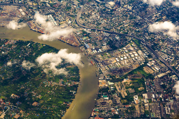 istock City top view look from airplane 1001239794