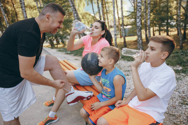 istock big sports family 1001279362