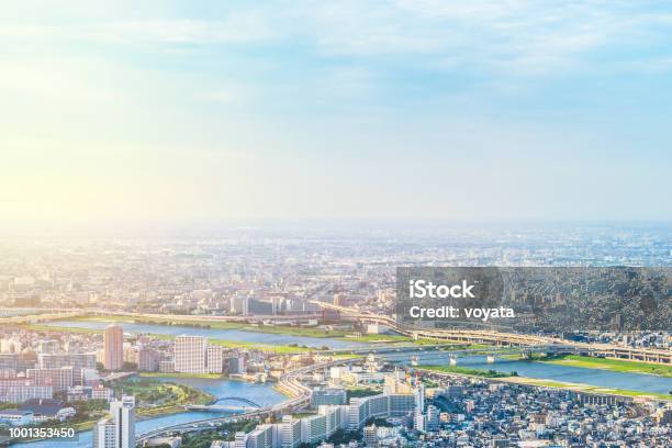 Panoramablick Auf Die Moderne Stadt Urban Skyline Luftbild Vogelperspektive Unter Sonne Blauen Himmel In Tokio Japan Stockfoto und mehr Bilder von Stadt