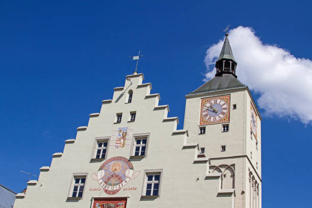 istock Old Town Hall in Deggendorf 1001382150