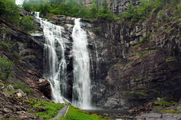 istock Skjervsfossen waterfall in Hordaland county, Norway 1001427964