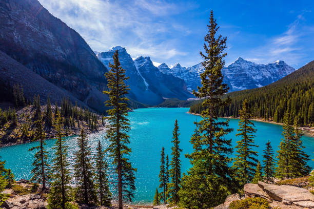 istock Lake Moiraine, most beautiful lakes 1001555950
