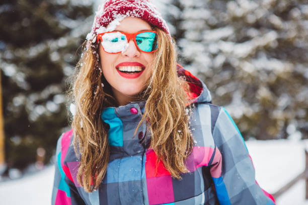istock Love winter and snow 1001572648