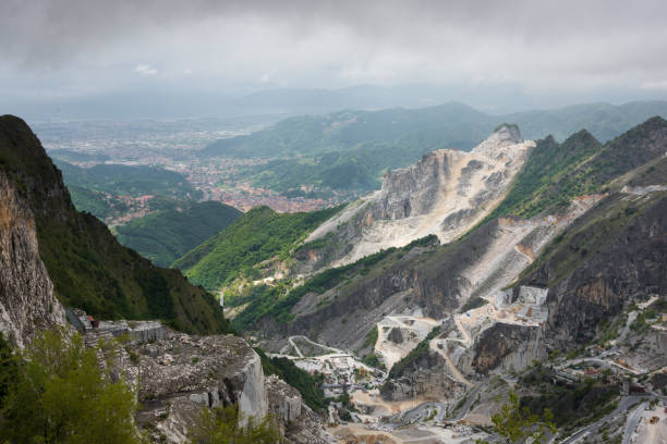 istock Marble quarry at Carrara, Italy 1001588014