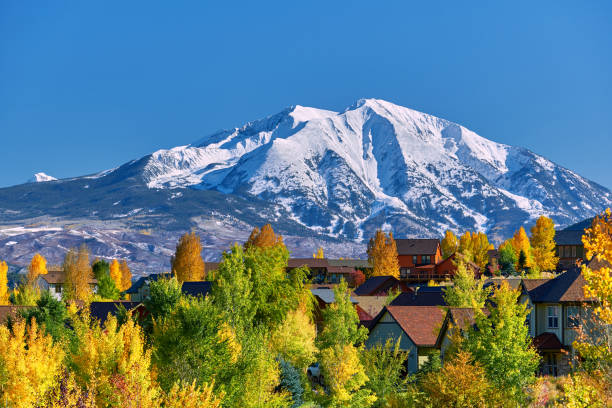 Residential neighborhood in Colorado at autumn Residential neighborhood in Colorado at autumn, USA. Mount Sopris landscape. clear sky usa tree day stock pictures, royalty-free photos & images