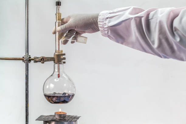 istock put thermometer in to boil glass 1001625016