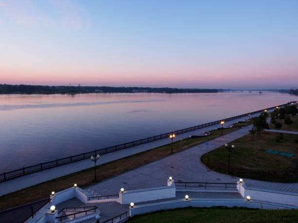 istock Quay of the River at dawn 1001628280