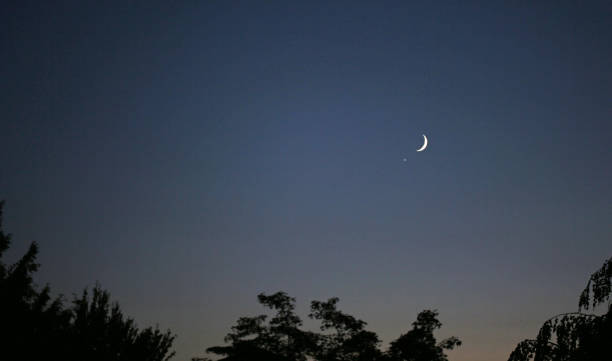 istock Venus and the Moon over West Coast on July 15, 2018 1001643384