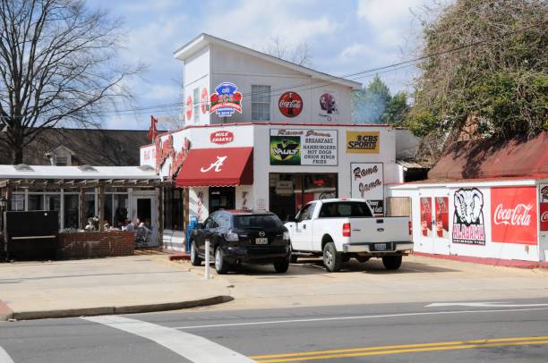 라마 jama의 tuscaloosa에 - university of alabama at tuscaloosa 뉴스 사진 이미지