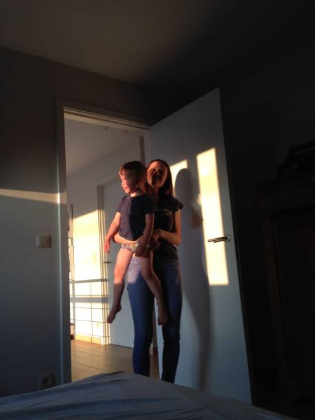 istock Sister and her little brother 1001722418