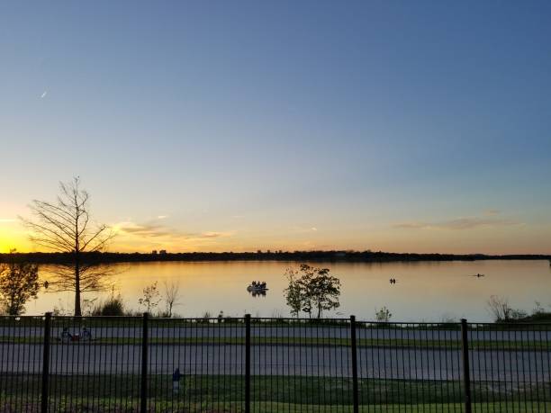 istock Sunsets Dallas Arboretum 1 1001787124