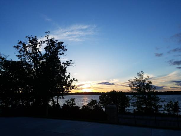 istock Sunsets Dallas Arboretum 1 1001787176