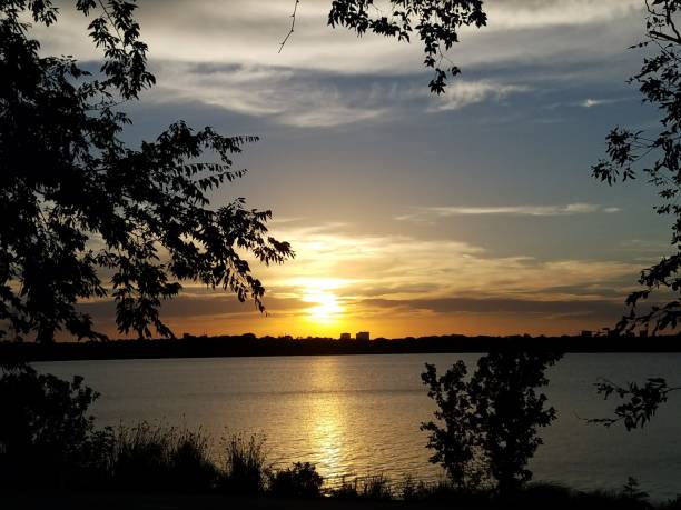 istock Sunsets Dallas Arboretum 1 1001787208