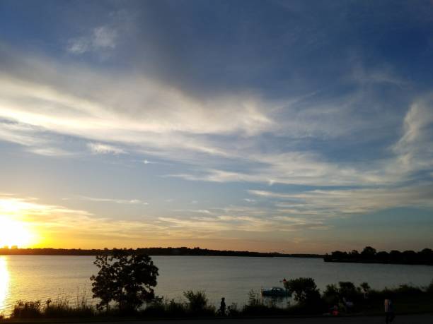 istock Sunsets Dallas Arboretum 1 1001787230