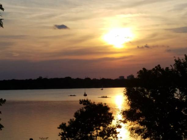 istock Sunsets Dallas Arboretum 1 1001787254