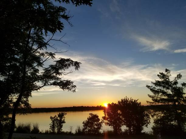 istock Sunsets Dallas Arboretum 1 1001787306