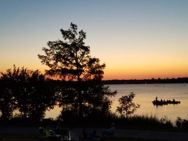 istock Sunsets Dallas Arboretum 1 1001787314