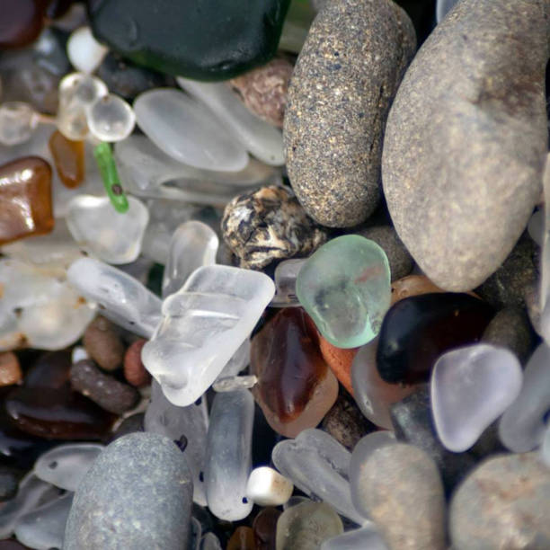 istock Glass Beach at Fort Bragg California 1001897642