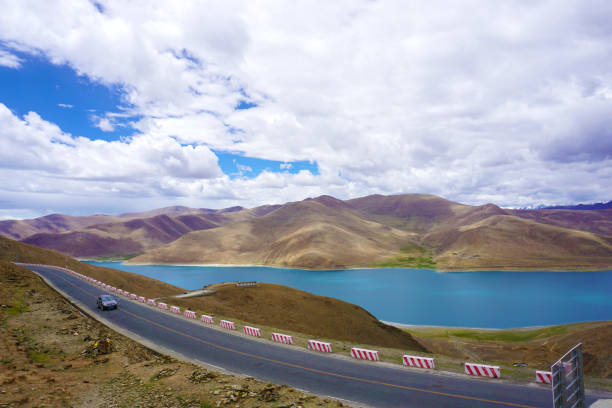 istock Yumtso lake,Tibet 1001961624