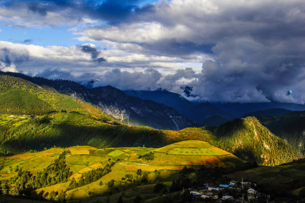 istock China Xianggelila Baha Snow mountain 1001993234
