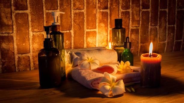 istock Candle light Of Spa Health Massage 1002023270