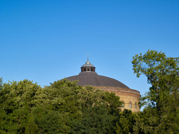 View to the cupola of the 1909 built old gasometer in Connewitz, which was redesigned at the beginning of the 21st century into an exhibition space for large panoramic pictures. As the „Leipzig Panometer“ it is one of the cultural attractions of the city today.