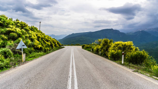 istock Road in the Greek mountains 1002064820