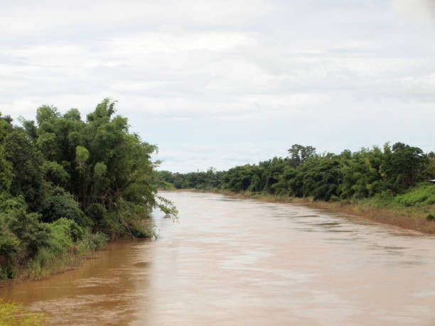 istock Yom River in Sukhothai district. thailand 1002127558