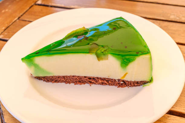 istock slice of green glazed apple flan cake 1002140316