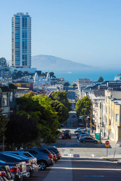 istock Aerial view on San Francisco skyscrapers and downtown. 1002153982