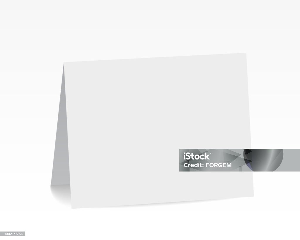 現実的な立っている白い空白折り畳まれた紙カード - ベクトル - グリーティングカードのロイヤリティフリーベクトルアート