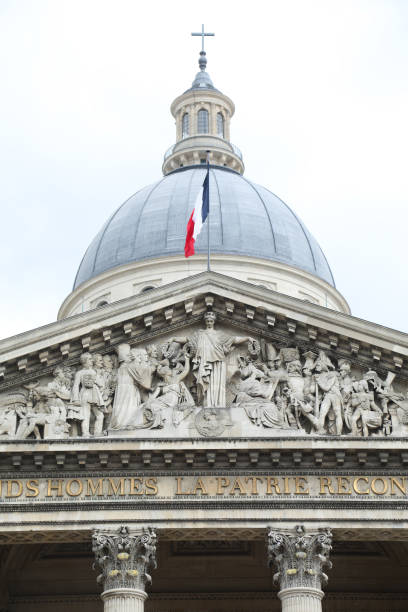 istock Famous Pantheon in Paris 1002326186