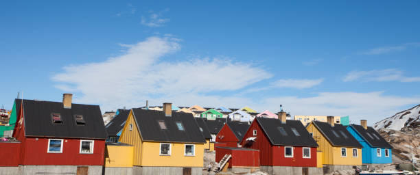 istock Colorful houses in Ilulissat 1002406894