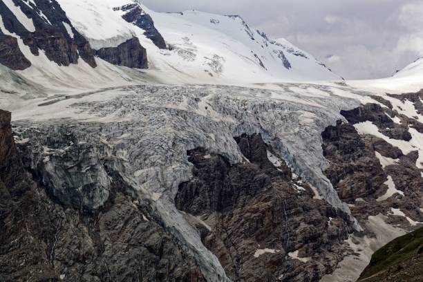 istock The Pasterze glacier in the Eastern Alps 1002409494
