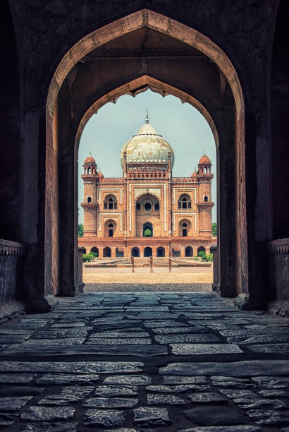 istock Monument in New Delhi 1002415606