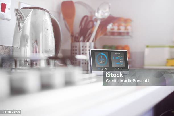 Smartmeter In Der Küche Stockfoto und mehr Bilder von Energieindustrie - Energieindustrie, Smarthome, Elektrizität